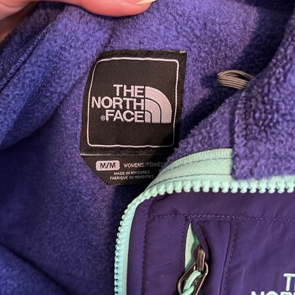 The North Face Women's Deep Purple Jacket - Picture 4 of 4
